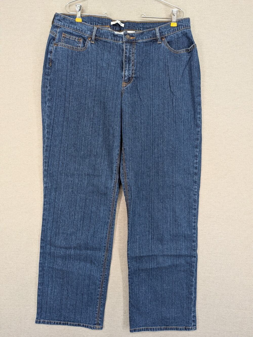 First Issue Blue Jeans Size 14 Liz Claiborne Stretch Bootcut -0525G161